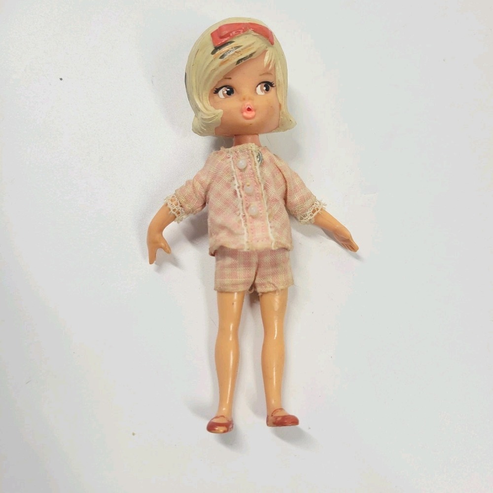 1965 Dolly Darlings Hatbox Series Shary Takes A Vacation Hasbro